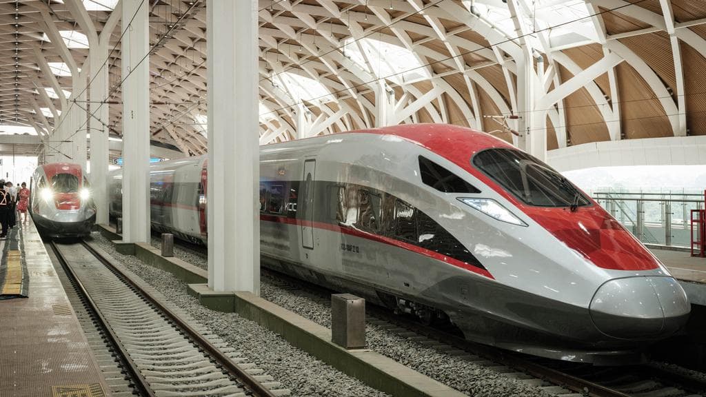 Mimpi Whoosh ke Jawa Timur: Antara Impian Ekonomi dan Realitas Restrukturisasi