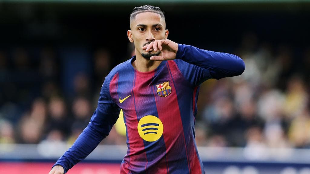 Raphinha Jadi Bintang Malam di Camp Nou, Barcelona Tunjukkan Dominasi dengan 5 Gol