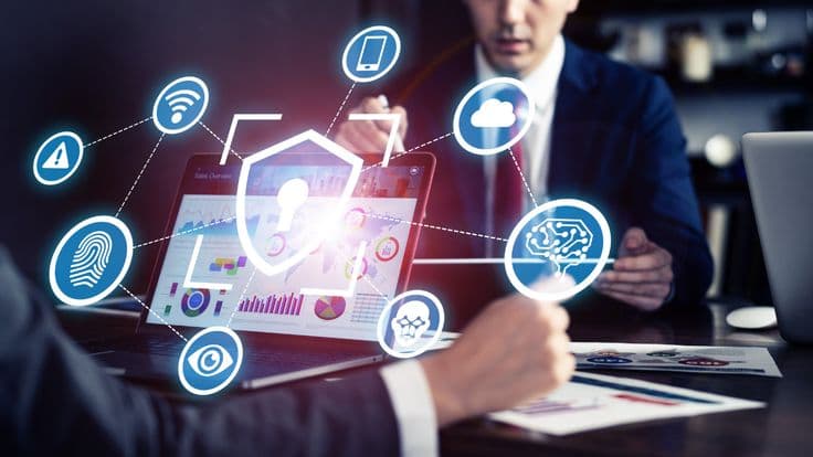 Ketika Keamanan Tak Lagi Cukup Hanya dengan Kunci dan Gembok: Membangun Pertahanan yang Menyatu di Era Digital