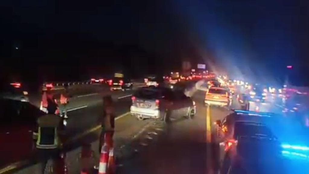 Mudik Lancar Berkat Strategi Pintar di Tol Trans Jawa: Contraflow dan One Way Diterapkan