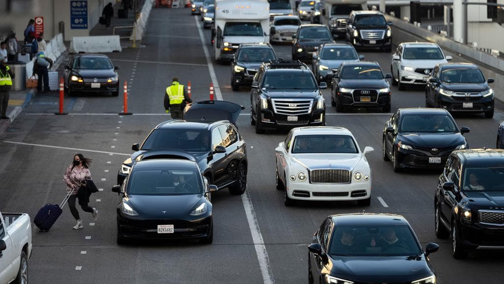 Dampak Tak Terduga: Konflik Timur Tengah Bikin Bank Sentral Pusing, Inflasi AS Diprediksi Tembus 4,2%