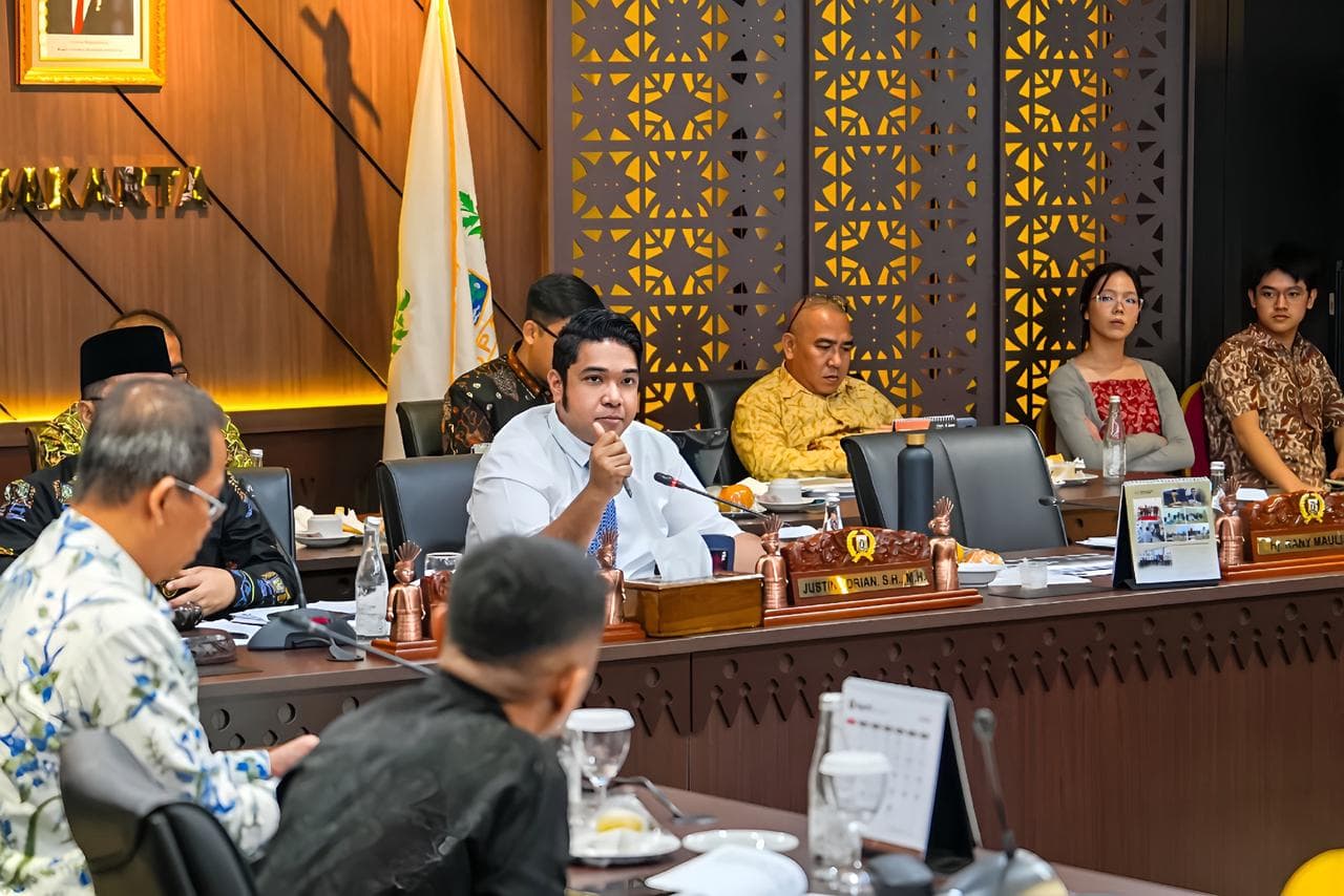 Pesta Mewah di Tengah Laba Anjlok: Justin PSI Sentil Bank Jakarta, Seberapa Wajar Sih?