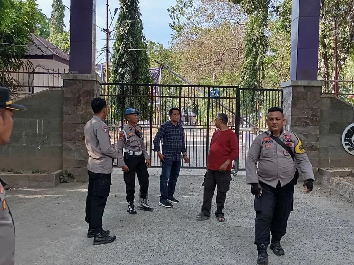 Simfoni di Aspal Sempit: Ketika Ojek Daring dan Suara Mahasiswa Berbicara dalam Dua Bahasa yang Sama