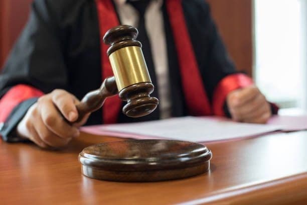 Hukum Bukan Sekadar Aturan: Bagaimana Sistem Hukum Menjadi Jantung Detak Kehidupan Sosial Kita